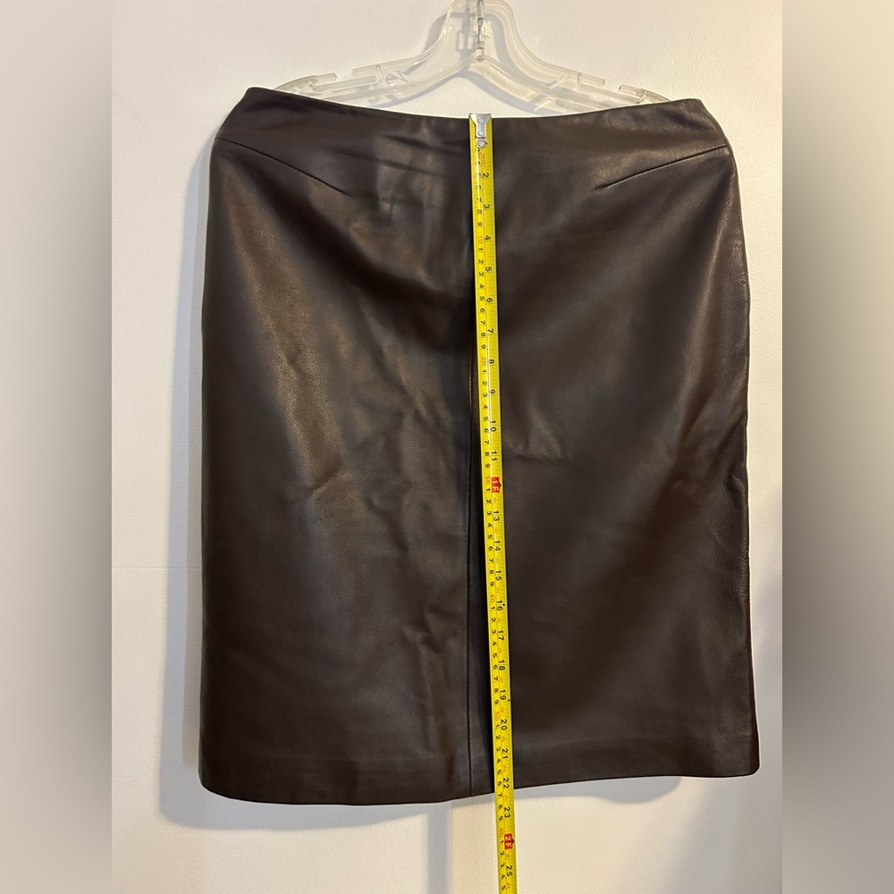 FOLIO SAKS FIFTH AVENUE chocolate Brown Leather Pencil Modi-Skirt - Picture 15 of 15
